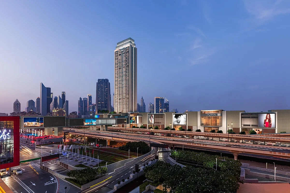 Open bridges leading to entry/exit of The Dubai Mall Zabeel parking
